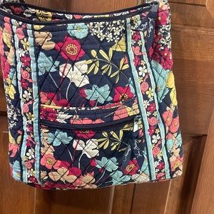 Vera Bradley cross-body purse. Gorgeous and in great shape